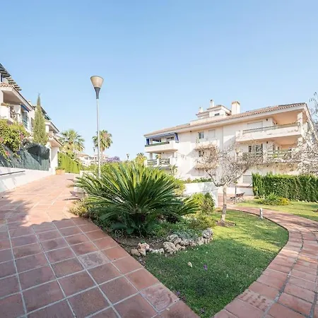 Flat -puerto Banus Locrimar 3-pool-parking 马尔韦利亚