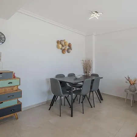 Flat -puerto Banus -6 A 8 Persons-pool-parking Apartment *