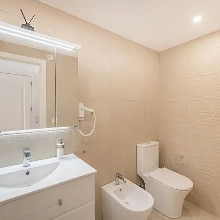 Flat -puerto Banus -6 A 8 Persons-pool-parking * Marbella