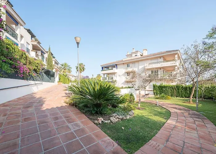 Flat -puerto Banus Locrimar 3-pool-parking Marbella