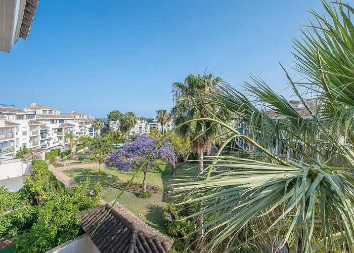 Flat -puerto Banus Locrimar 3-pool-parking マルベーリャ