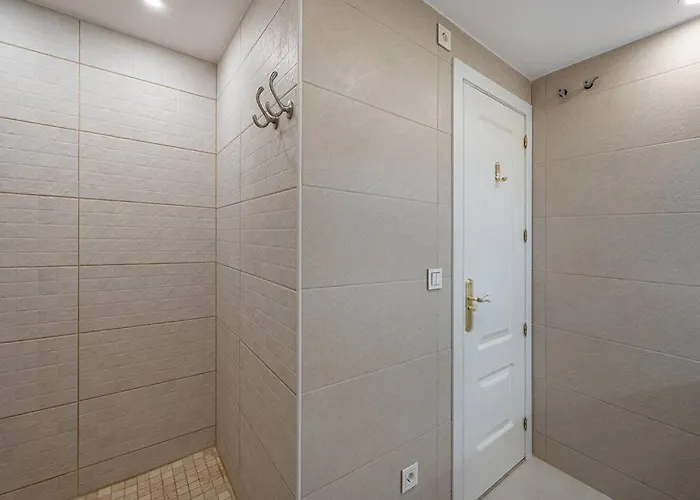 Flat -puerto Banus Locrimar 3-pool-parking *