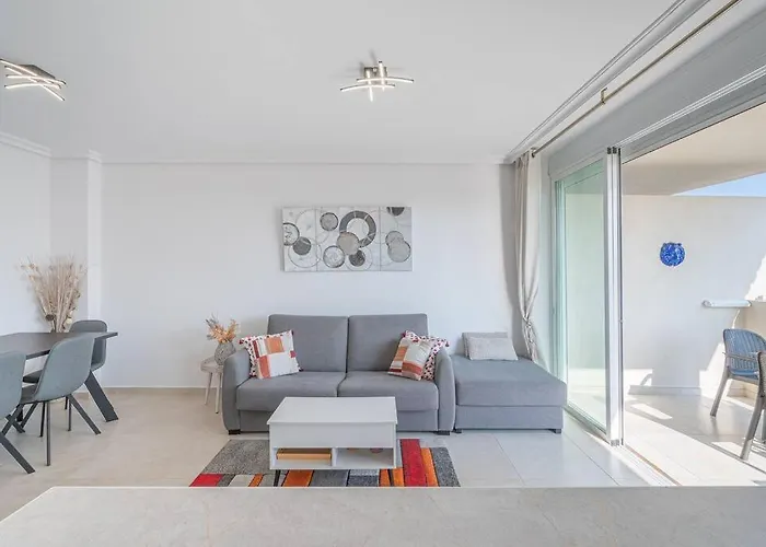 Flat -puerto Banus Locrimar 3-pool-parking