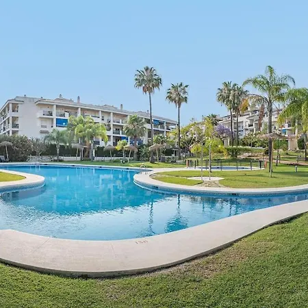 Flat -puerto Banus Locrimar 3-pool-parking *
